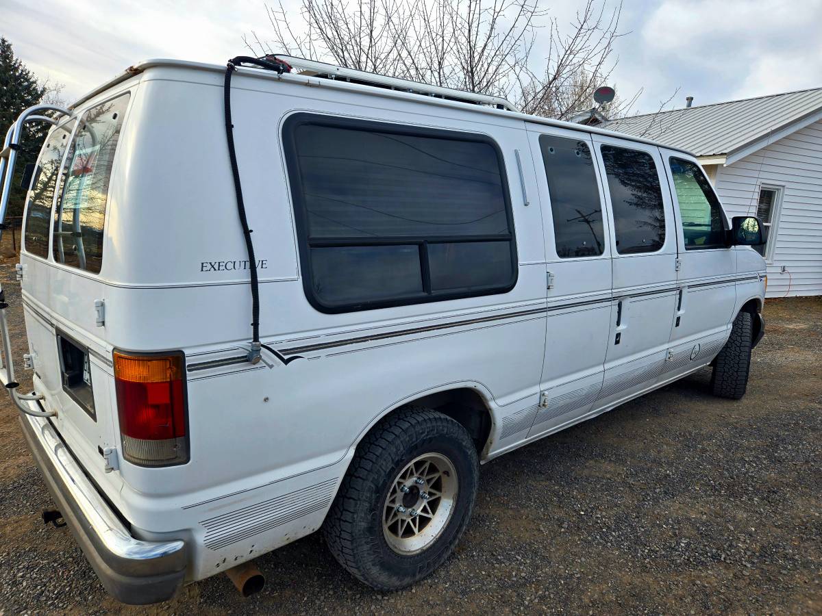 Ford-E150-econoline-1994