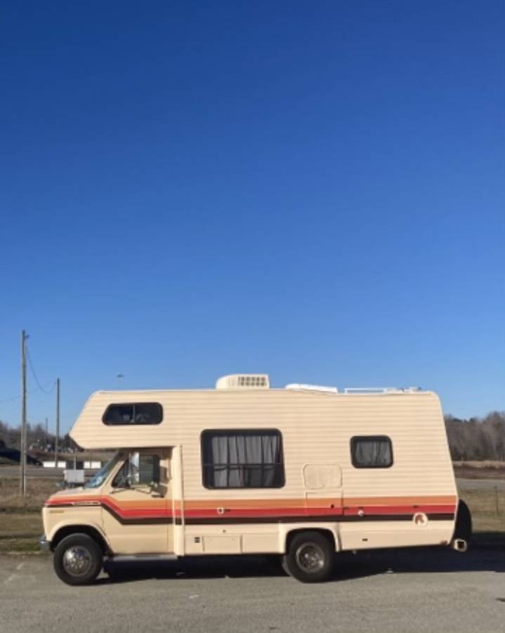 Ford-Econoline-1987-1