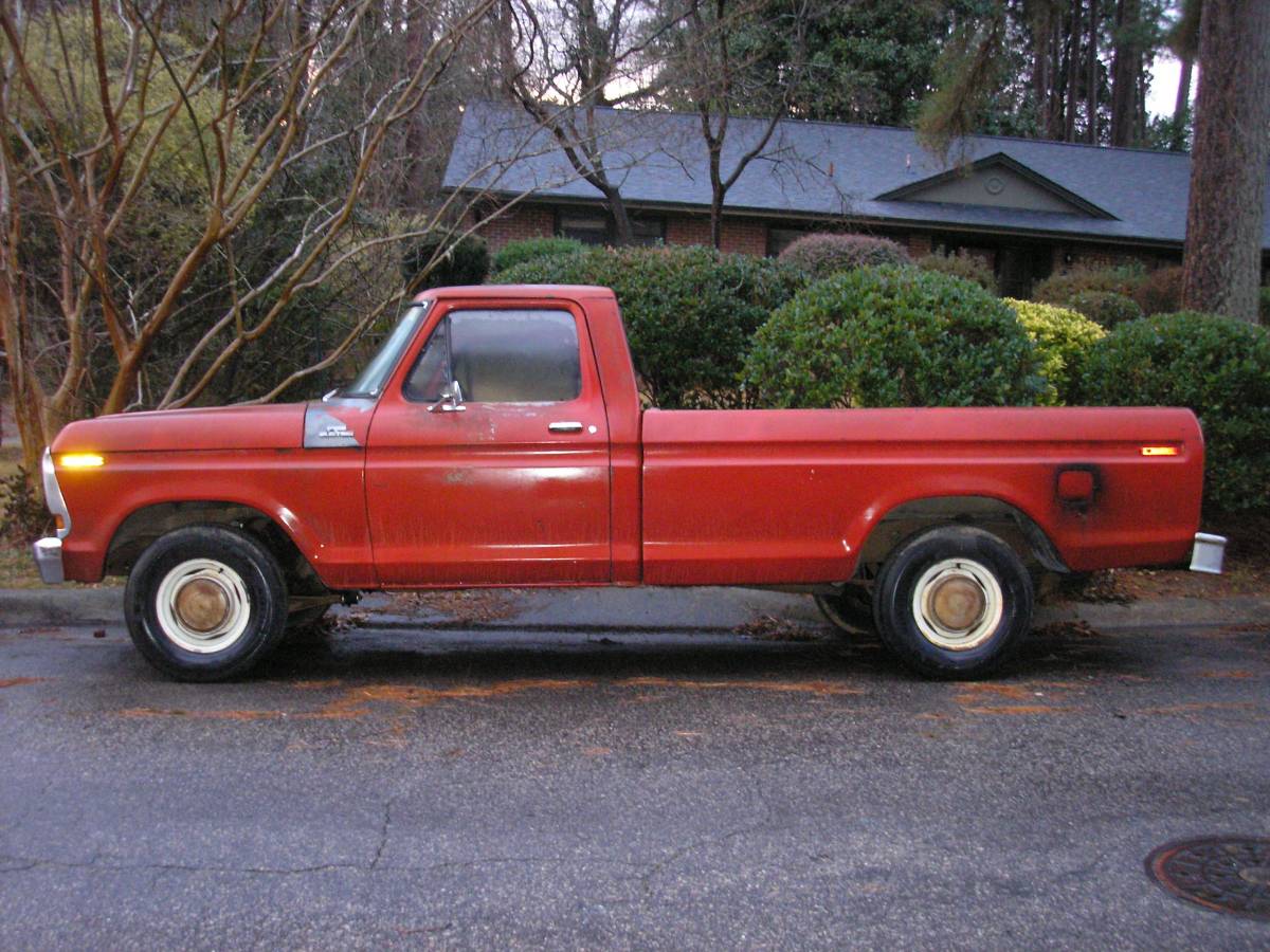 Ford-F-100-1978-red-80467-9