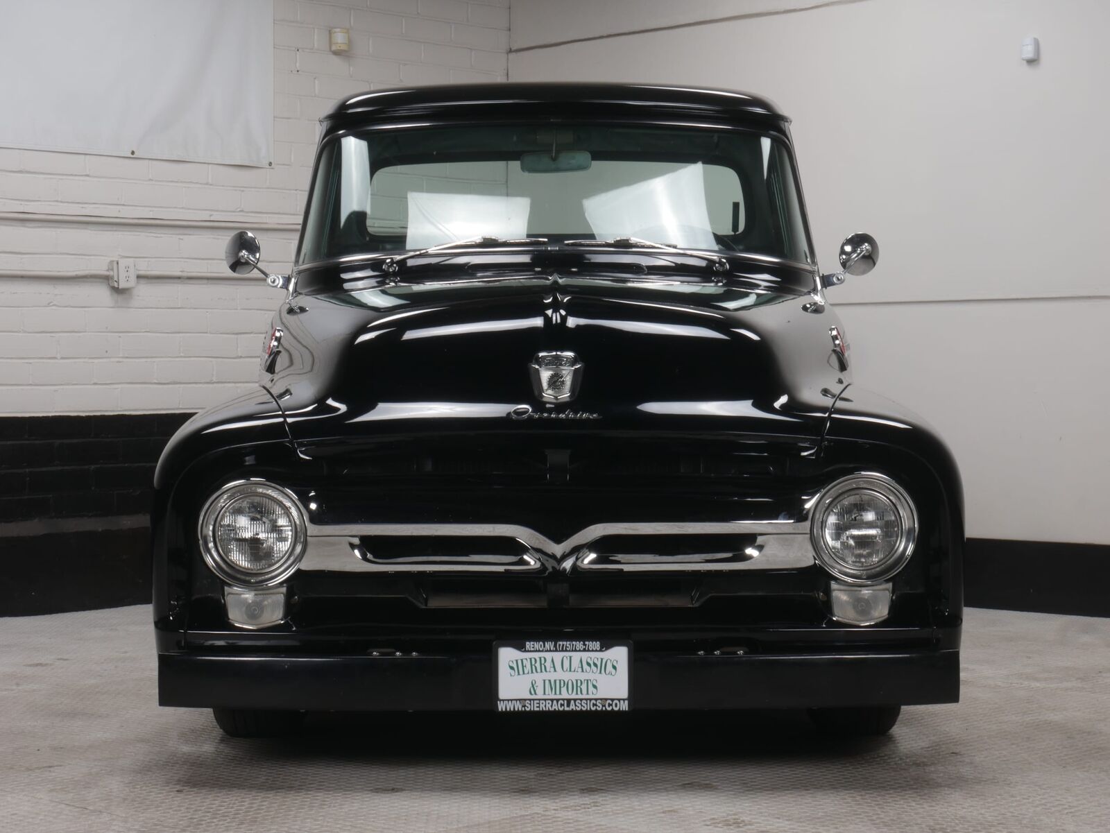 Ford-F-100-Pickup-1956-Black-Black-114201-2