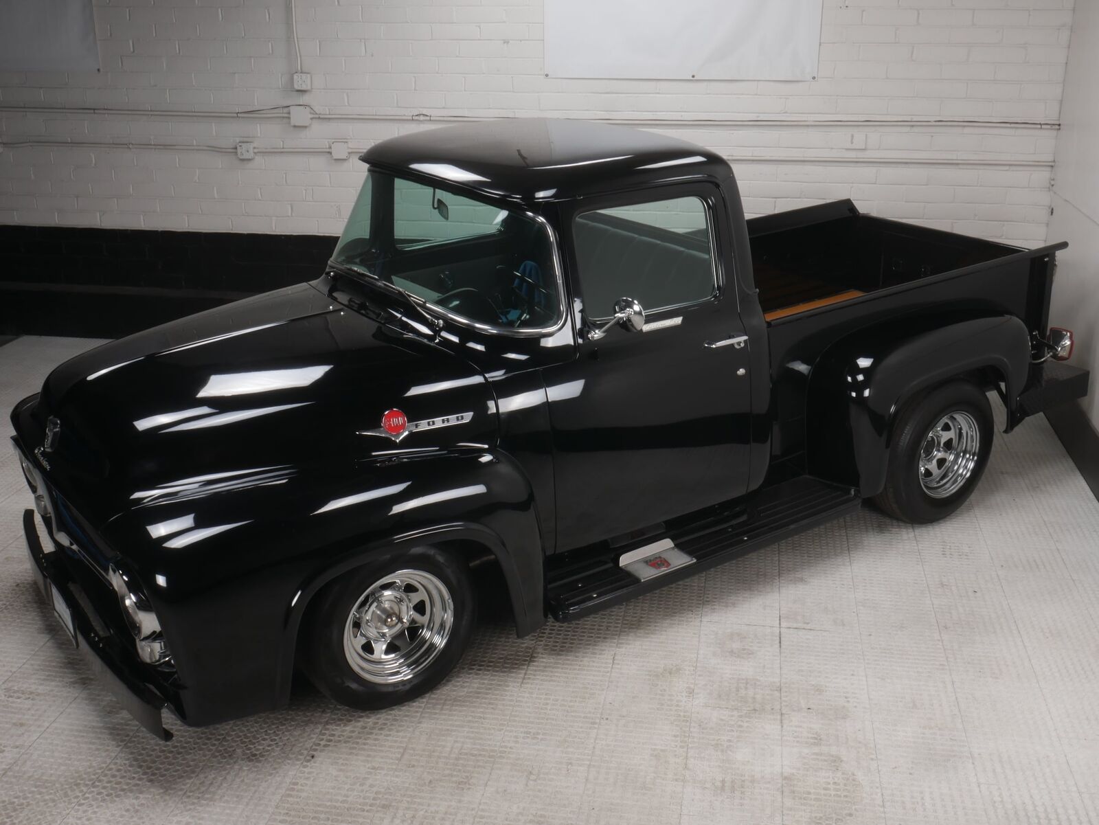 Ford-F-100-Pickup-1956-Black-Black-114201-7