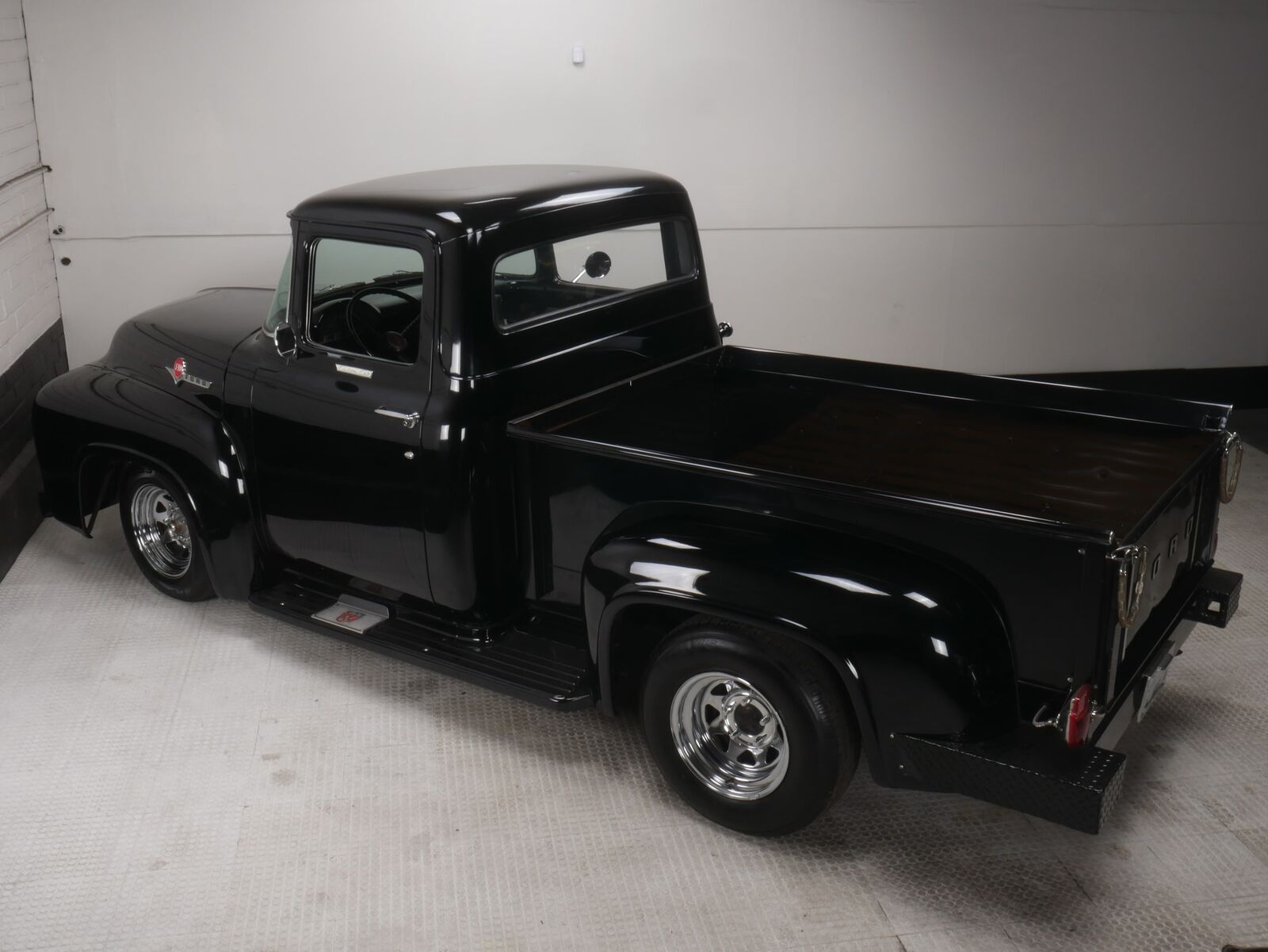 Ford-F-100-Pickup-1956-Black-Black-114201-9