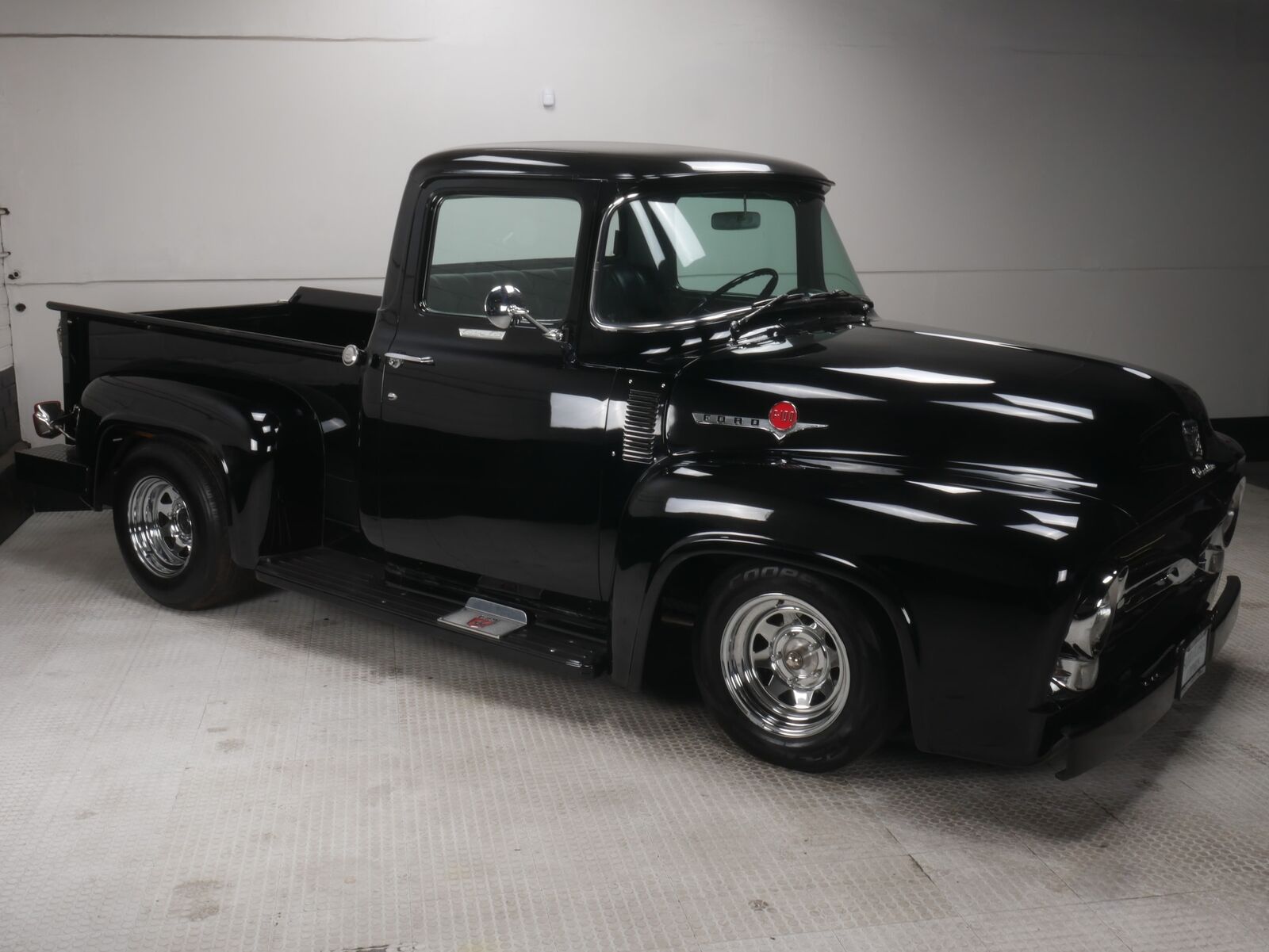 Ford F-100 Pickup 1956