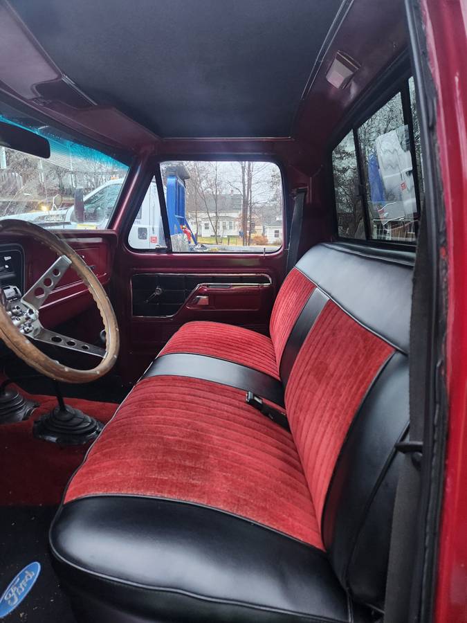 Ford-F-150-6ft-bed-1977-red-115872-4