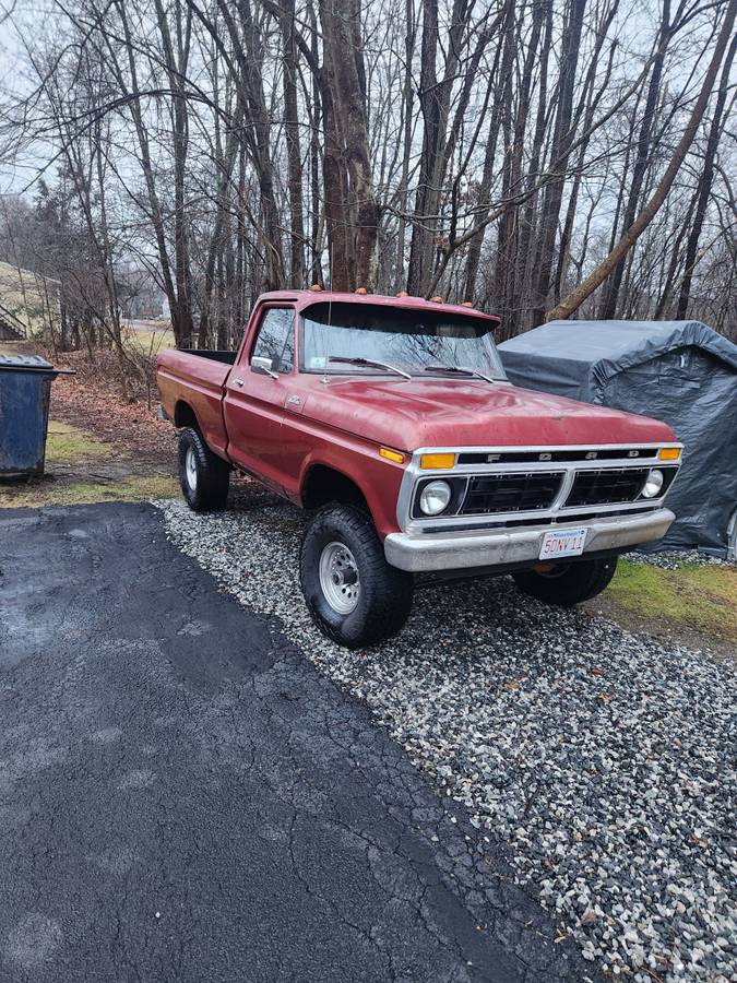 Ford-F-150-6ft-bed-1977-red-115872