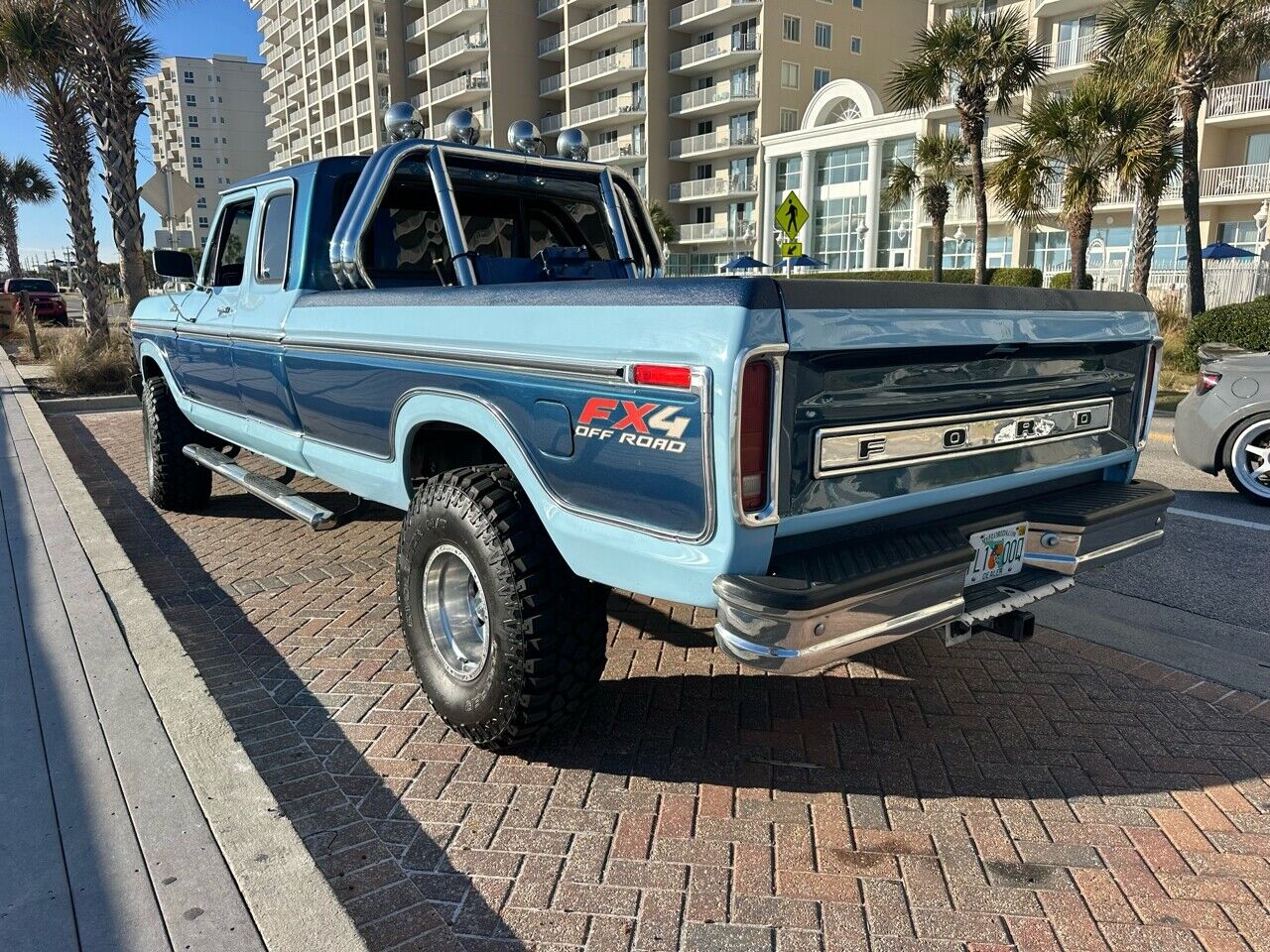 Ford-F-150-Pickup-1979-17