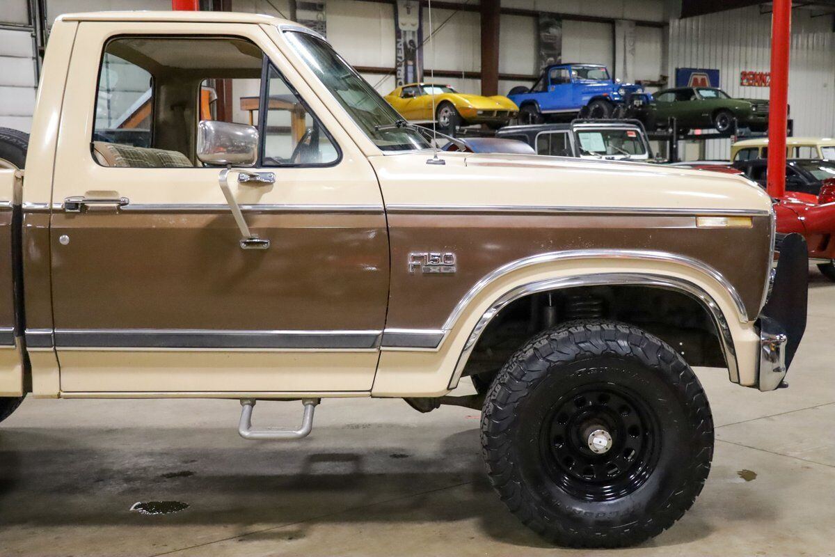 Ford-F-150-Pickup-1983-Tan-Tan-8407-10