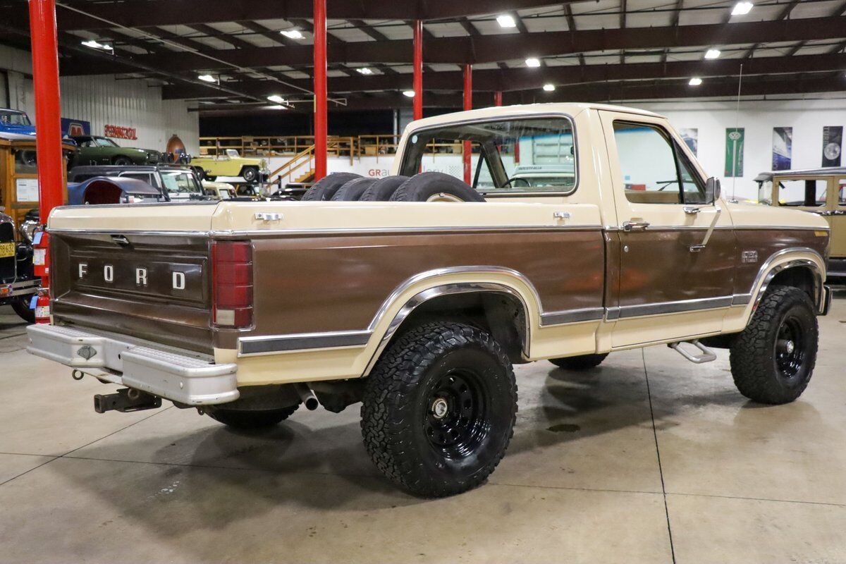 Ford-F-150-Pickup-1983-Tan-Tan-8407-7