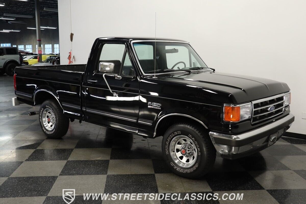 Ford-F-150-Pickup-1991-Black-Gray-703-13