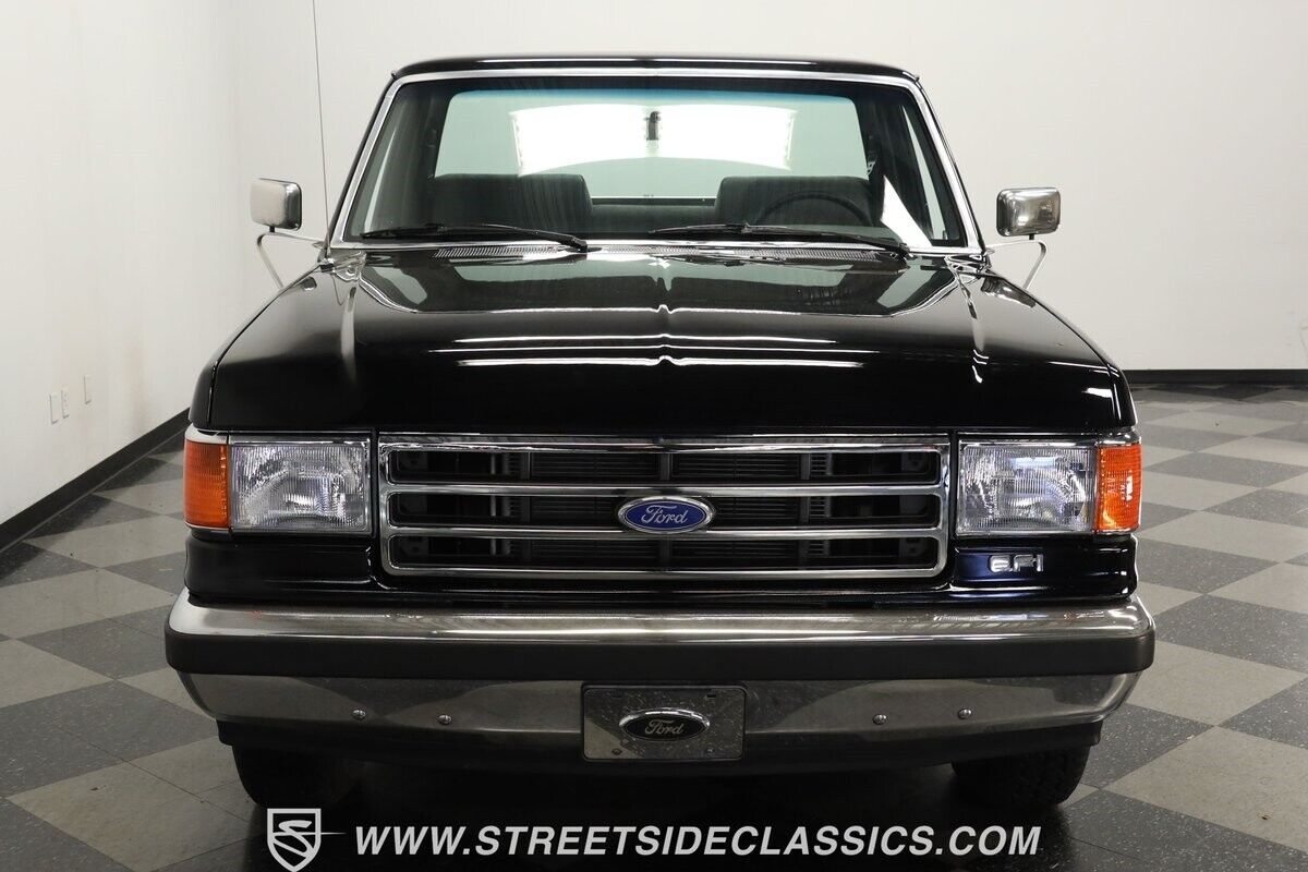 Ford-F-150-Pickup-1991-Black-Gray-703-15