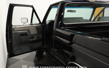 Ford-F-150-Pickup-1991-Black-Gray-703-32