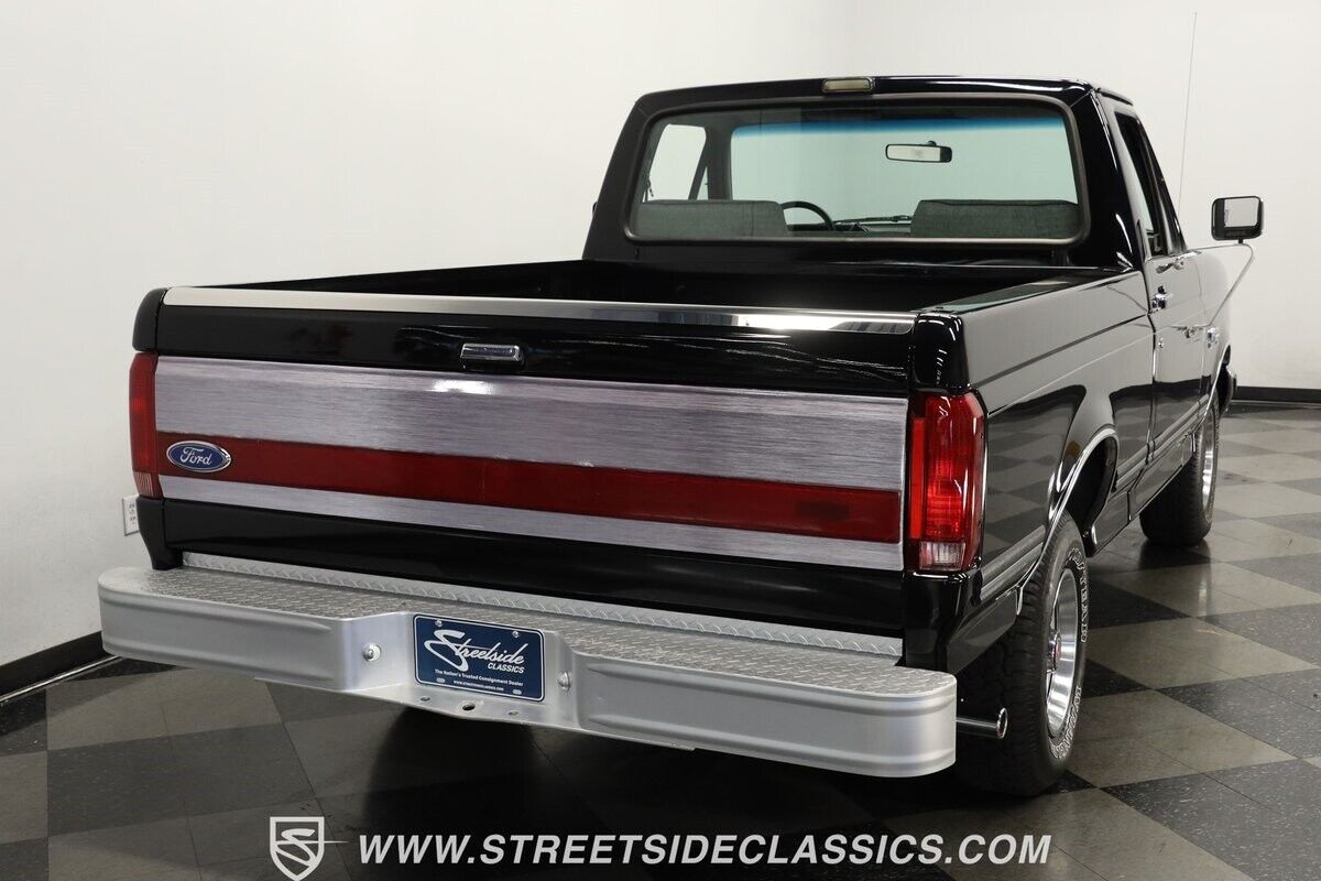 Ford-F-150-Pickup-1991-Black-Gray-703-9