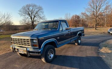 Ford-F-150-xlt-1984-7