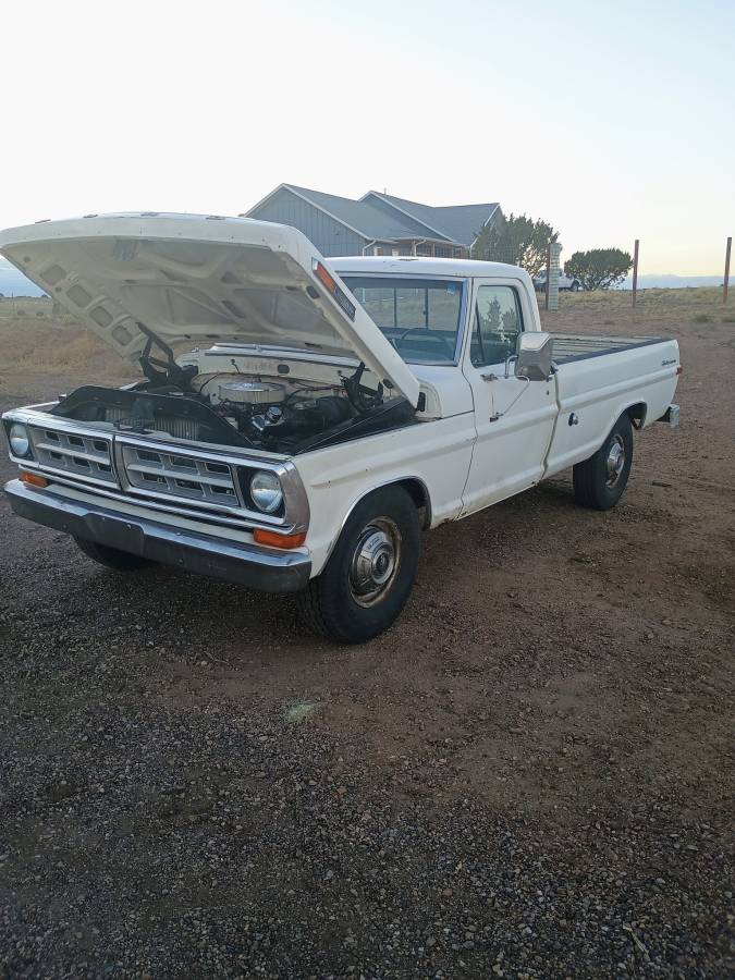 Ford-F-250-1971-white-123919-1