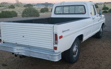 Ford-F-250-1971-white-123919-15