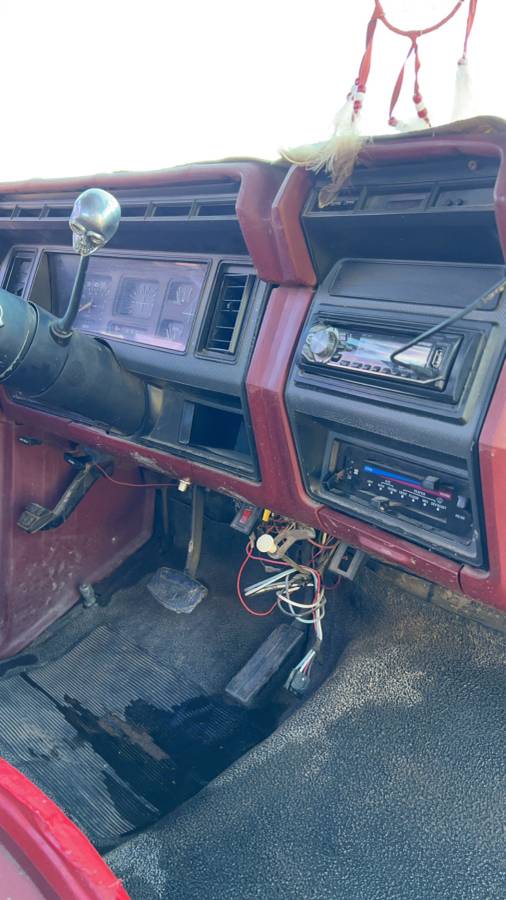 Ford-F-250-1985-241401-5