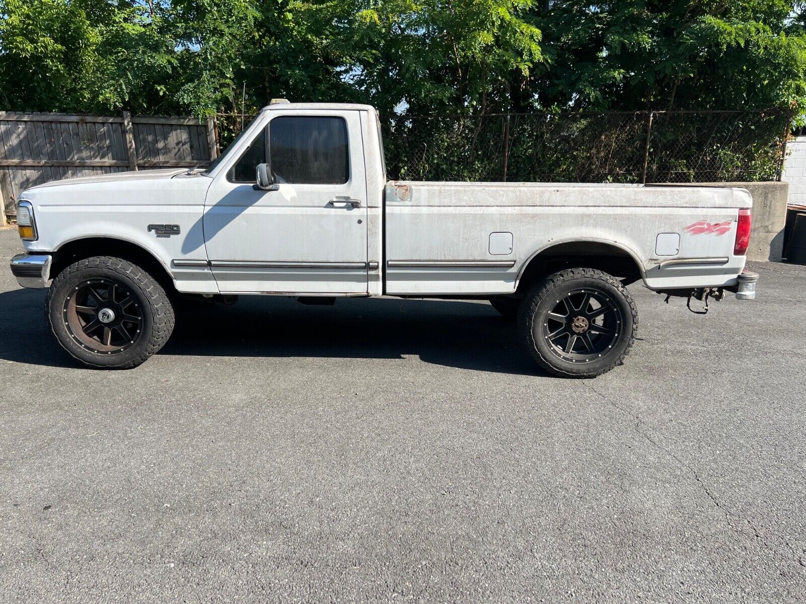 Ford-F-250-1994-White-Blue-271979-3