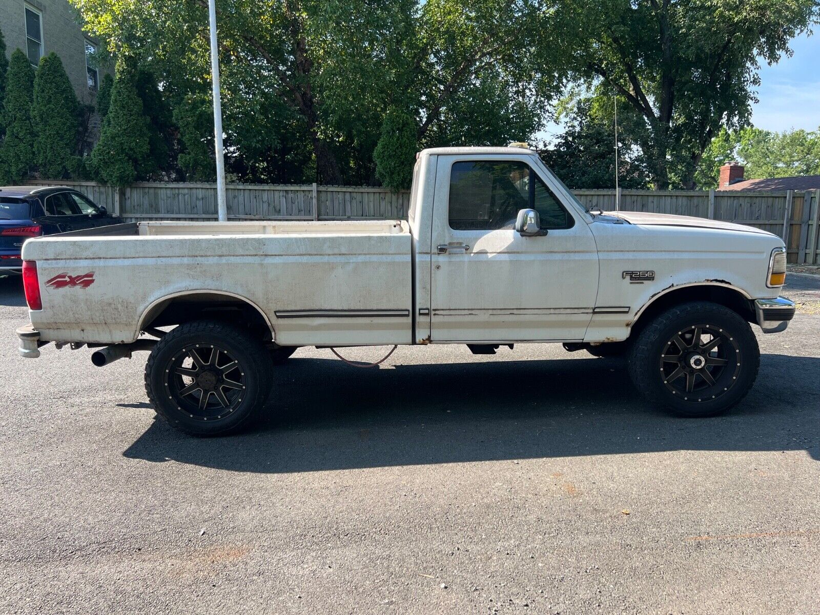 Ford-F-250-1994-White-Blue-271979-4