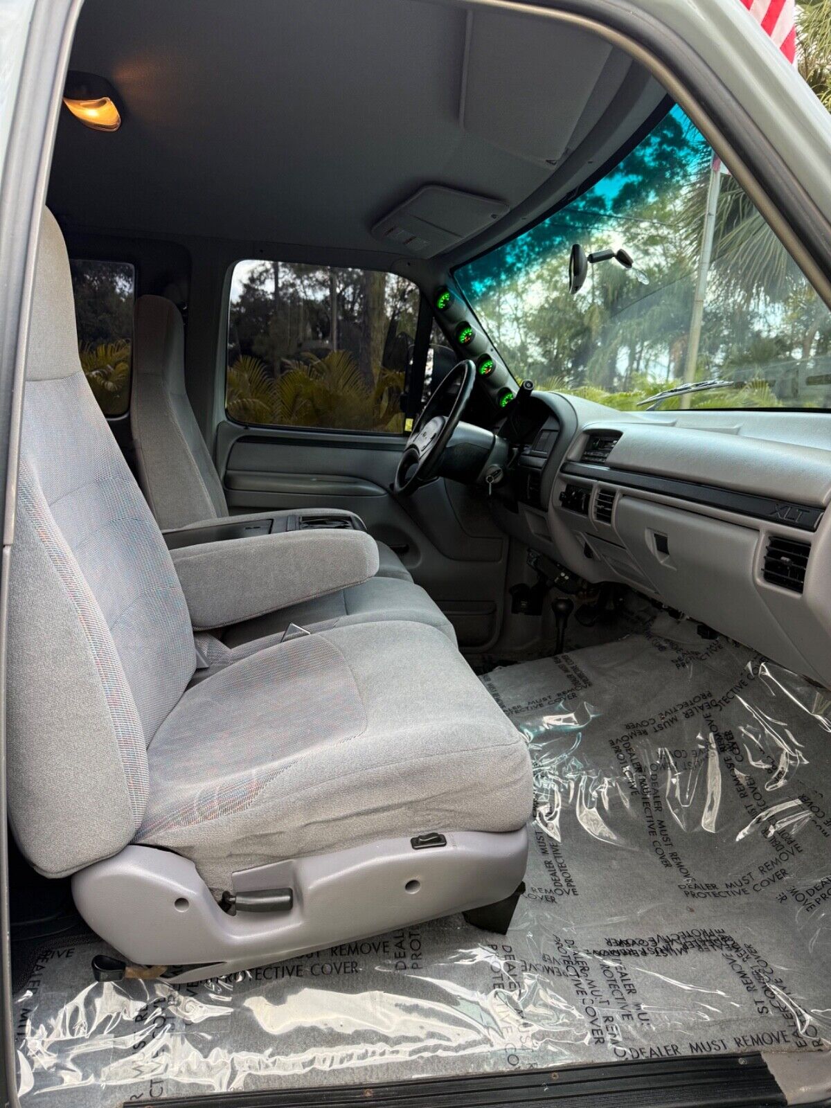 Ford-F-250-1995-Gray-257199-20