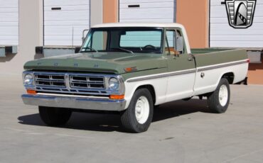 Ford-F-250-Pickup-1972-Green-Tan-116-2