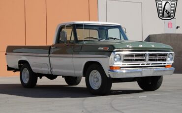 Ford-F-250-Pickup-1972-Green-Tan-116-6