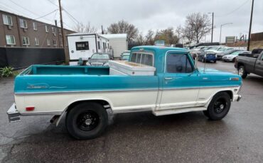 Ford-F-250-camper-special-1969-102882-15