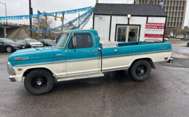 Ford-F-250-camper-special-1969-102882-3