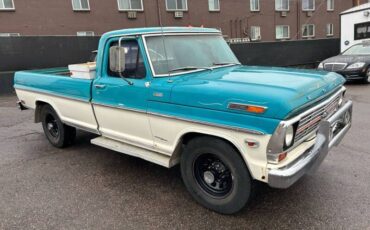 Ford-F-250-camper-special-1969-102882