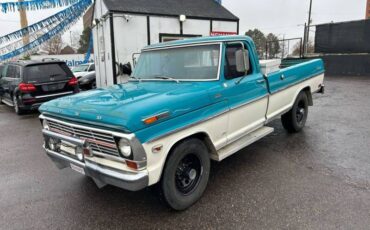 Ford-F-250-camper-special-1969-102882-4