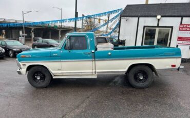 Ford-F-250-camper-special-1969-102882-5