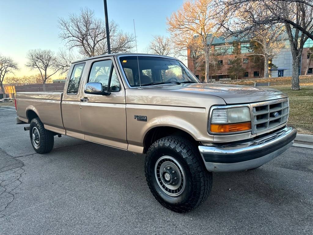 Ford-F-250-diesel-1992-custom-122862-1