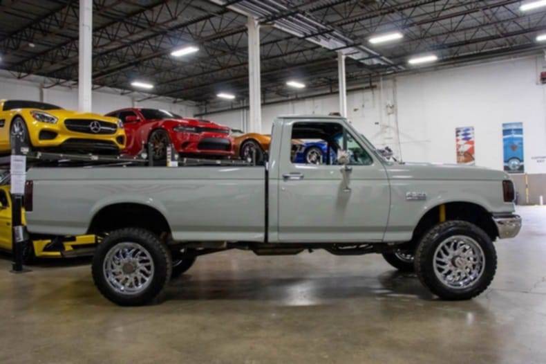 Ford-F-350-custom-1989-6