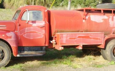 Ford-F-7-tankerpumper-1951-10338-1