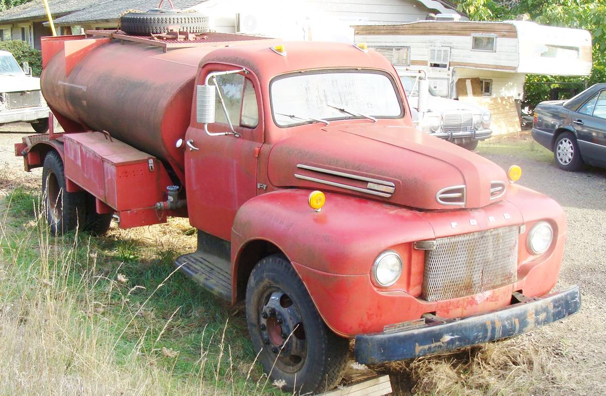 Ford-F-7-tankerpumper-1951-10338-4