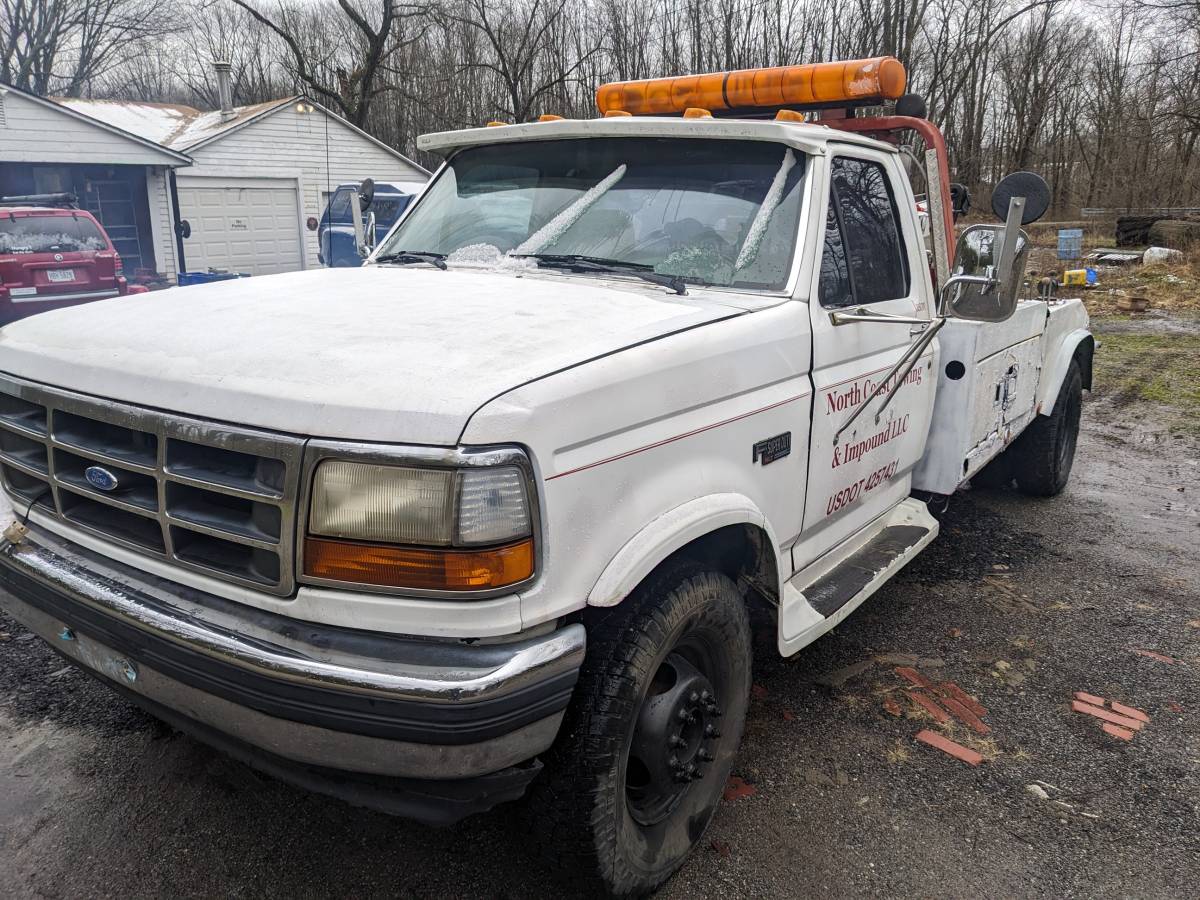 Ford-F-superduty-diesel-1992-white-325087-1