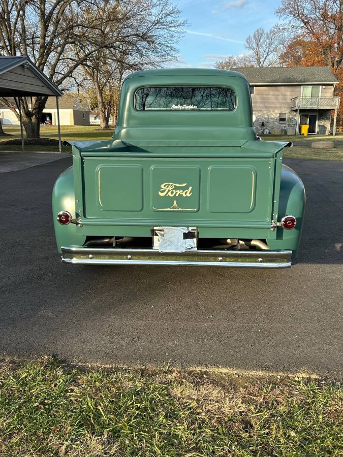 Ford-F1-truck-1951-2