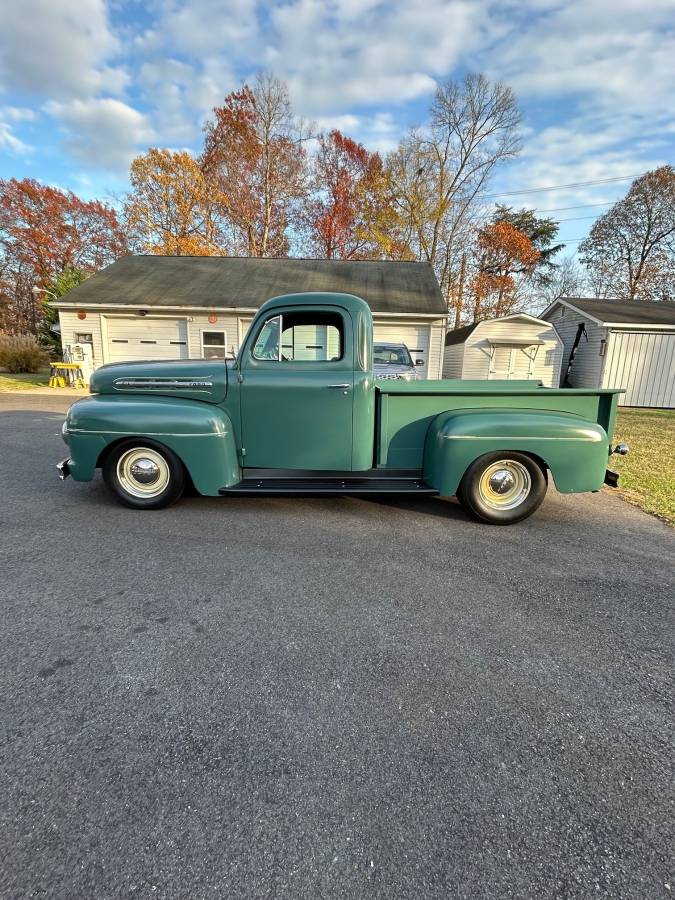 Ford-F1-truck-1951-5