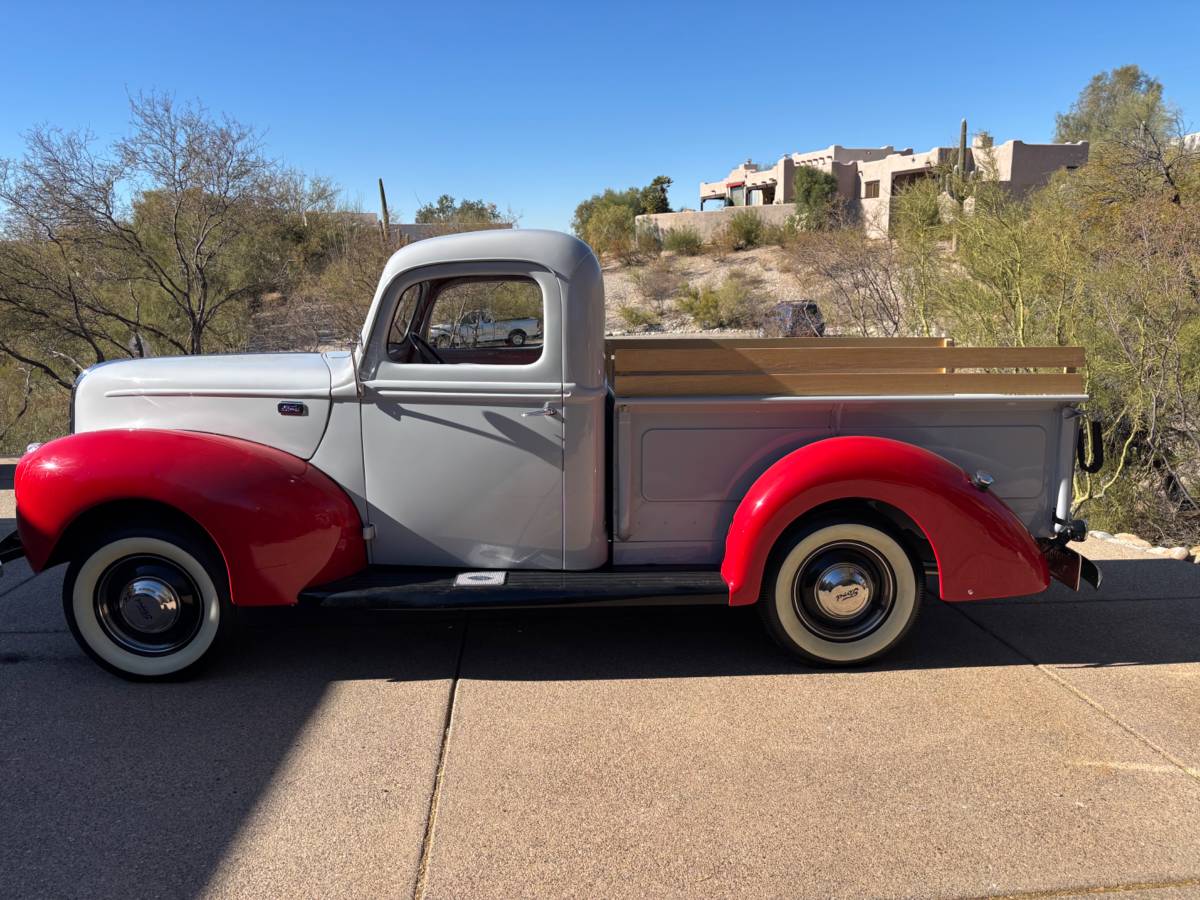 Ford-F100-1941-red-56850-2