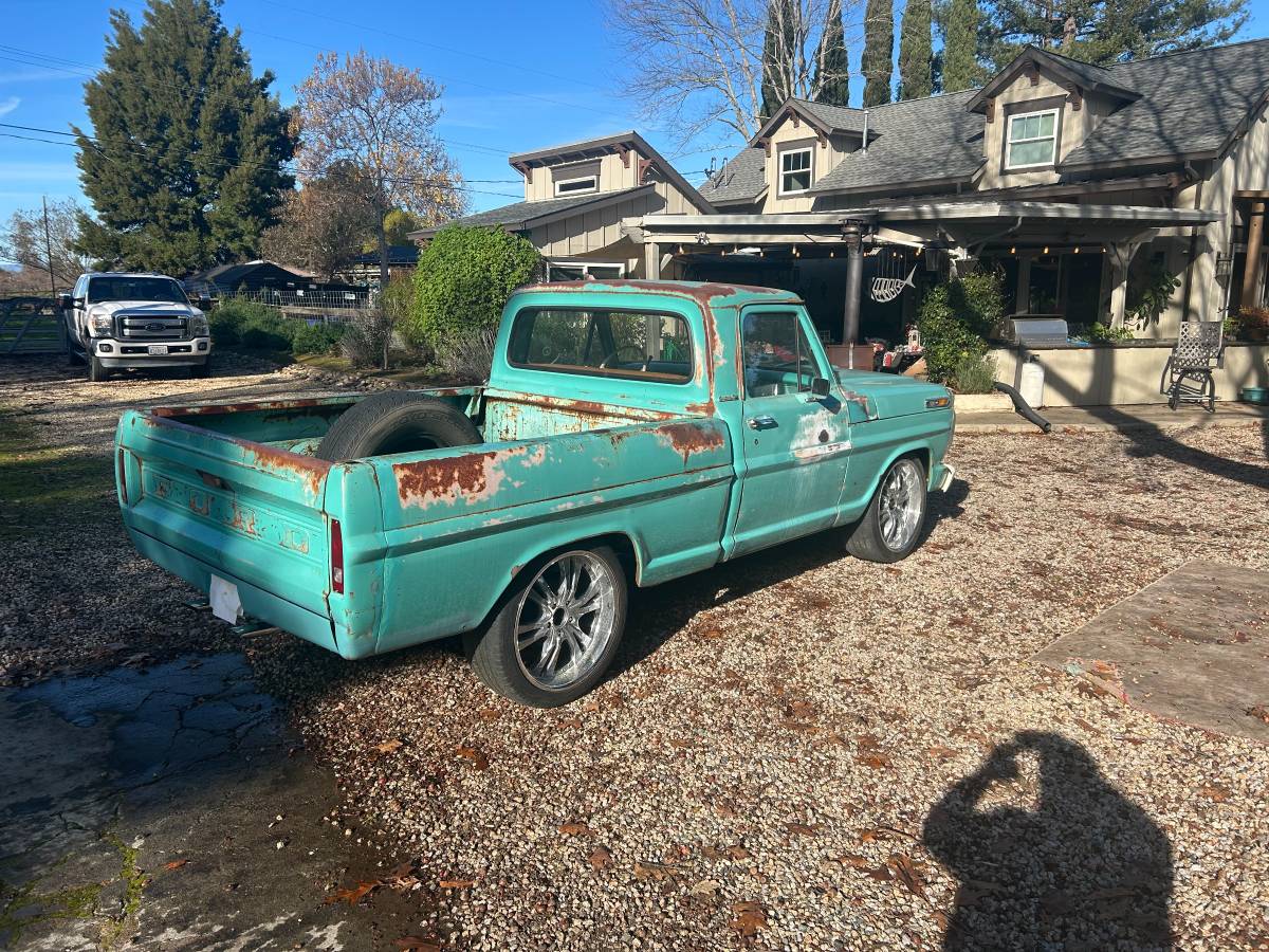 Ford-F100-1968-1