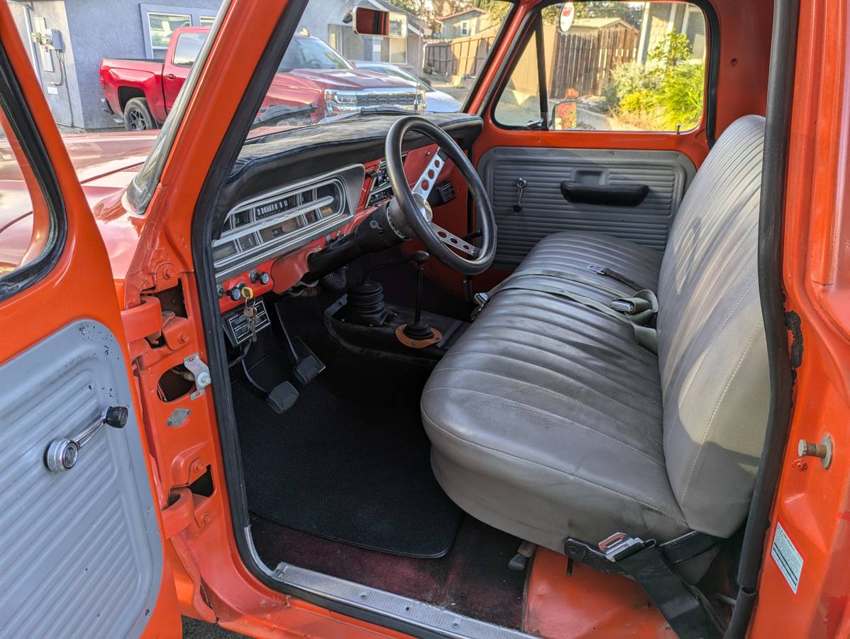 Ford-F100-1972-orange-99683-3