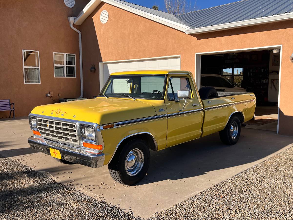 Ford-F100-custom-1979-1