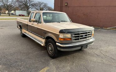 Ford-F250-1992-yellow-257494-1