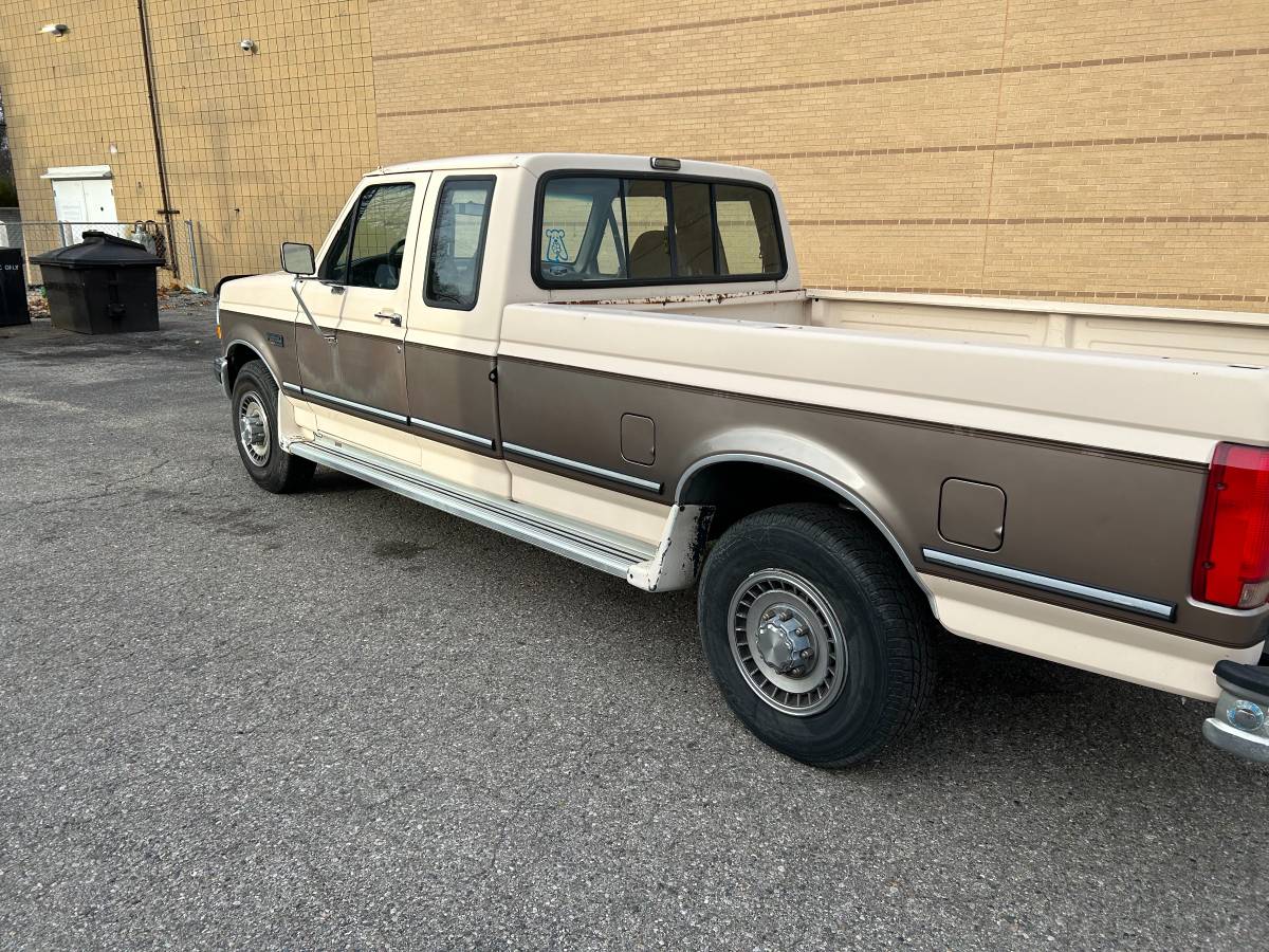 Ford-F250-1992-yellow-257494-5