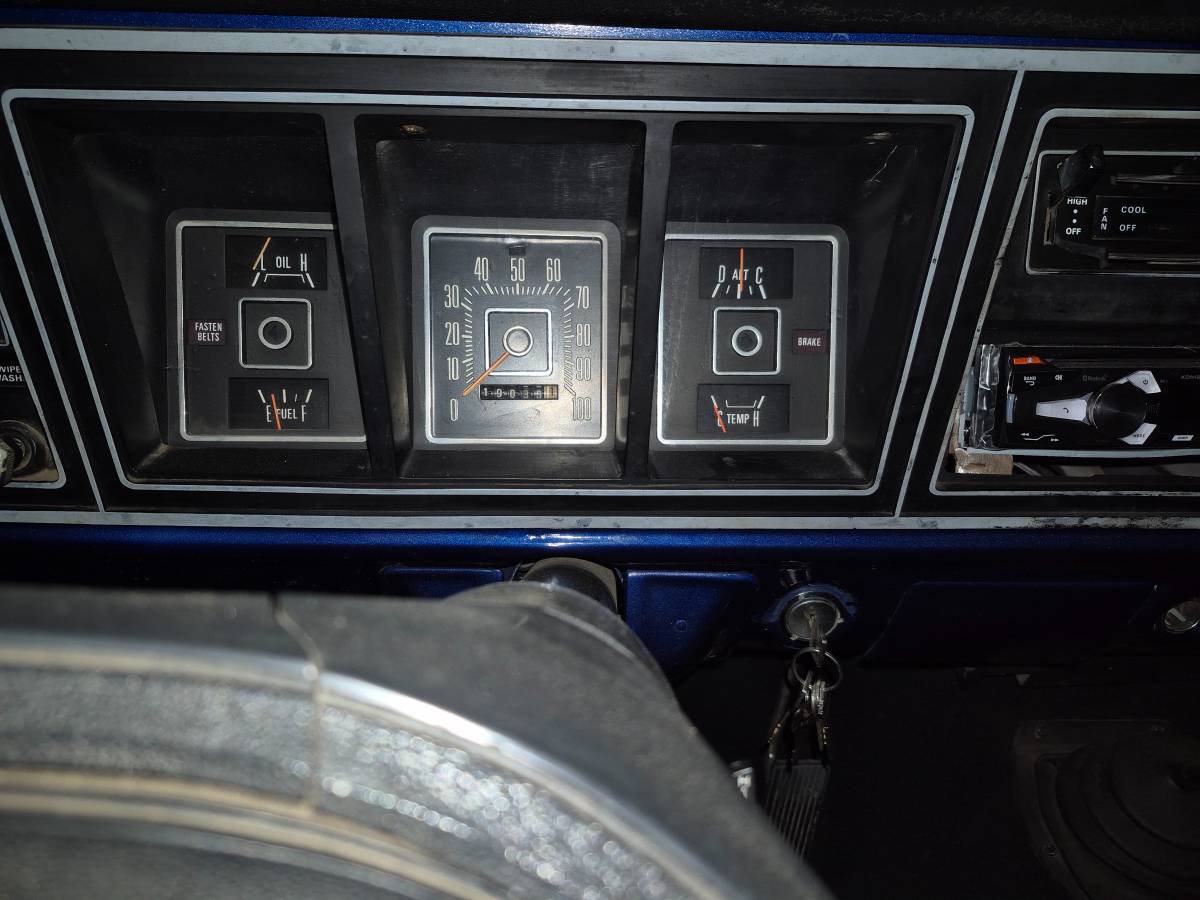 Ford-F250-4x4-1977-6