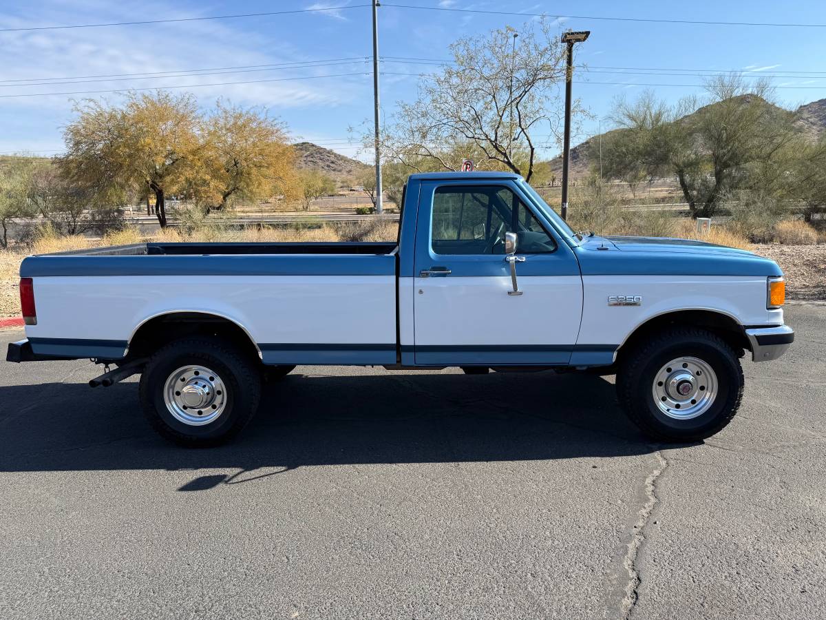 Ford-F250-4x4-long-bed-1990-225308-5