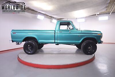 Ford-F250-HIGHBOY-1976-3