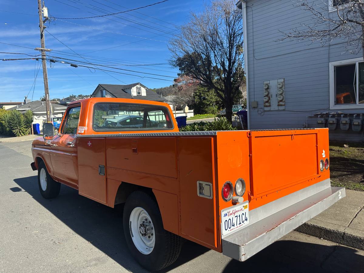 Ford-F250-custom-1977-2