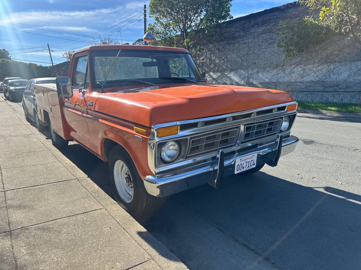 Ford-F250-custom-1977-4