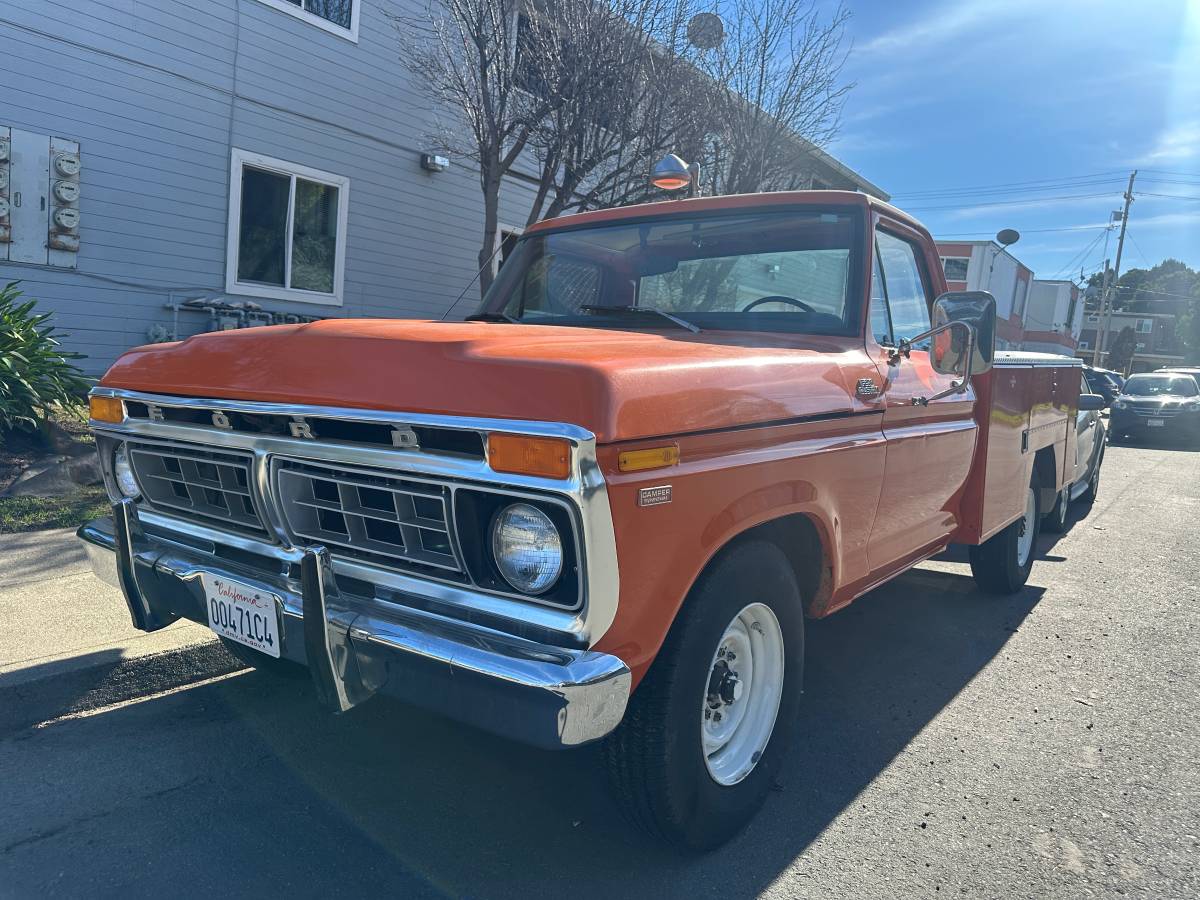 Ford-F250-custom-1977