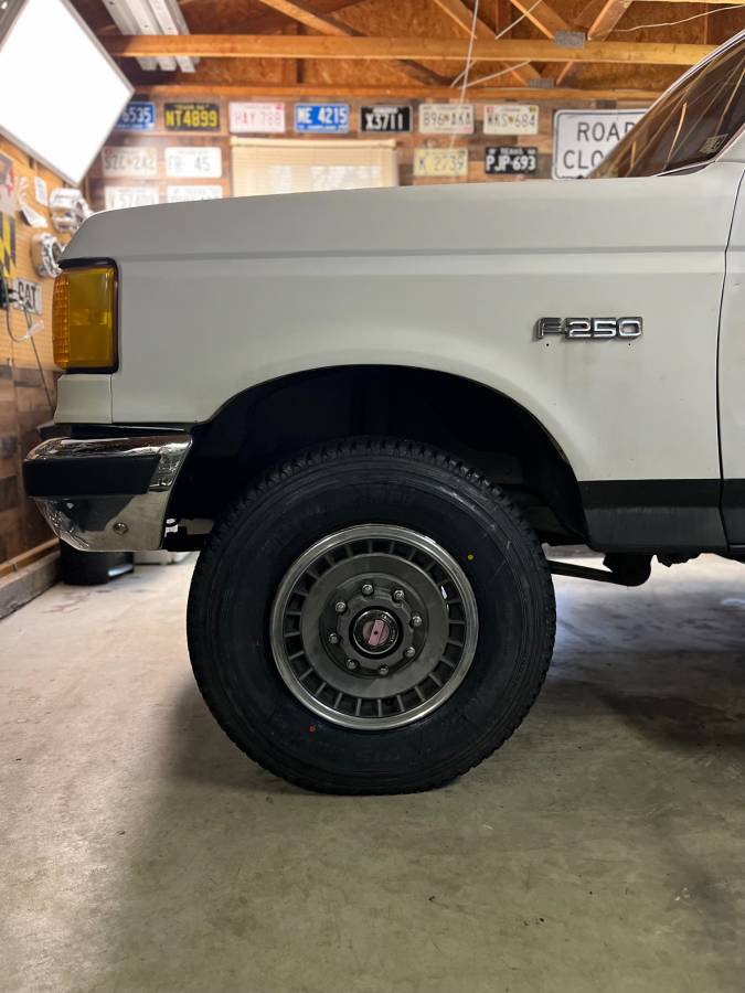 Ford-F250-diesel-1989-11